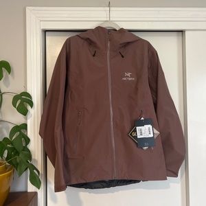 Women’s Arcteryx Beta LT jacket large